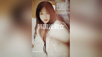 乱伦嫂嫂露脸来大姨妈了也不放过续，小哥的鸡巴直往脸上蹭往她嘴里塞，吃奶子玩逼让嫂子给足交，口爆吞精