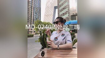 【新片速遞】在家操漂亮女友 边吃鸡边被抠逼 受不了掰开小内内就插入 刚插入就骚叫 确实想要了[136MB/MP4/02:20]