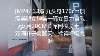 熟女人妻 别害羞放松兄弟悠着点她很久没有做了 宝贝看一下逼逼别挡着我不拍脸 在家沙发被被多姿势猛怼