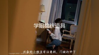 黑靴牛仔裤笑起来甜美妹子，舌吻舔弄奶头按头口交，上位骑坐侧入抽插大力猛操