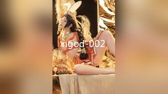 丰满美少妇身材火辣BB粉嫩 被20公分大J8先入前门再入后门