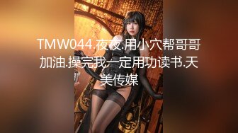 曾岛国发展AV事业轻熟女开秀,和粉丝一起欣赏自己作品