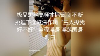 商场女厕偷拍棒球帽皮靴美女?肥大突出的两片肉唇